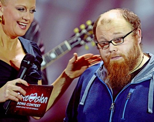 Der Sänger Andreas Kümmert beim Vorentscheid zum Eurovision Song Contest Foto: dpa