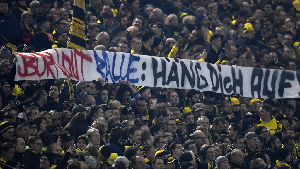 BVB gegen RB Leipzig: Schmähplakate von unglaublicher Bösartigkeit
