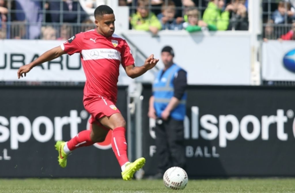 Doch Didavi kämpft sich wieder zurück: am 18. April 2015 steht er für den VfB II gegen die Stuttgarter Kickers auf dem Platz – sein erstes Wettkampfspiel seit September 2014. Auch in den letzten Saisonspielen der ersten Mannschaft kam der verletzungsgeplagte Mittelfeldspieler wieder zum Zug.