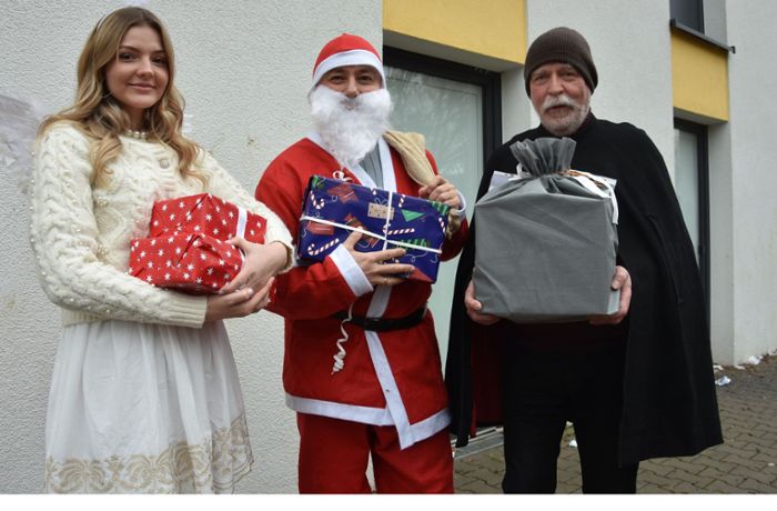 Weihnachten in Obertürkheim: Nachbarn bescheren Geflüchtete