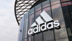 Wann zahlt Adidas 2024 die Dividende aus?