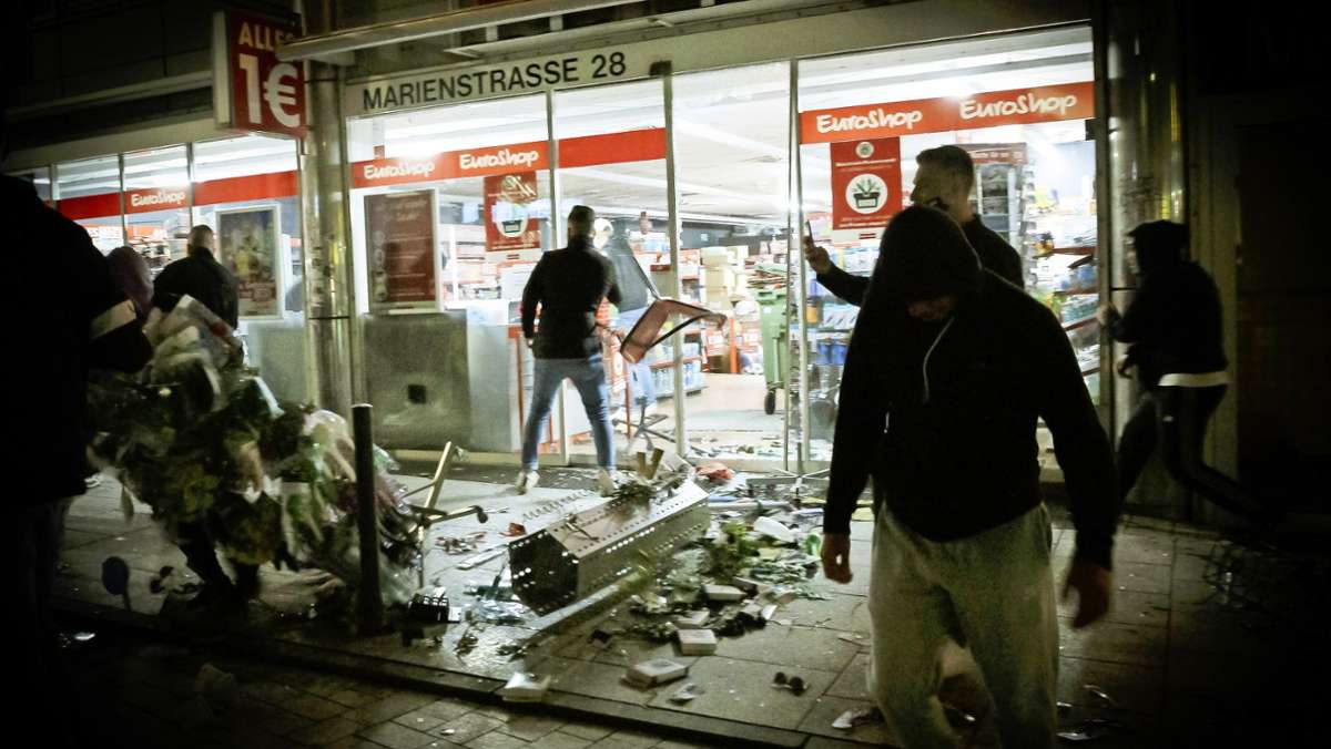 Prozess zur Stuttgarter Krawallnacht: Mehrjährige Haftstrafe für Plünderer