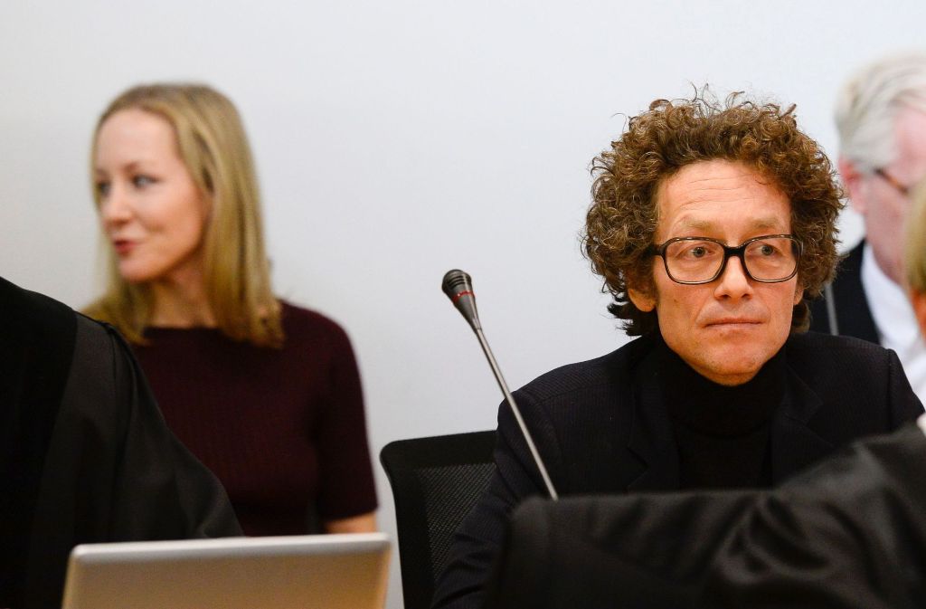 Meike und Lars Schlecker sitzen wie ihr Vater seit März auf der Anklagebank. Nun geht das Verfahren beim BGH in die nächste Runde. Foto: AFP