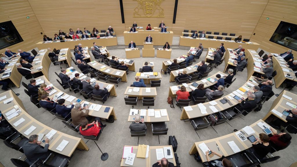 Landtag Baden-Württemberg: Abgeordnete bekommen bald 8000 Euro im Monat