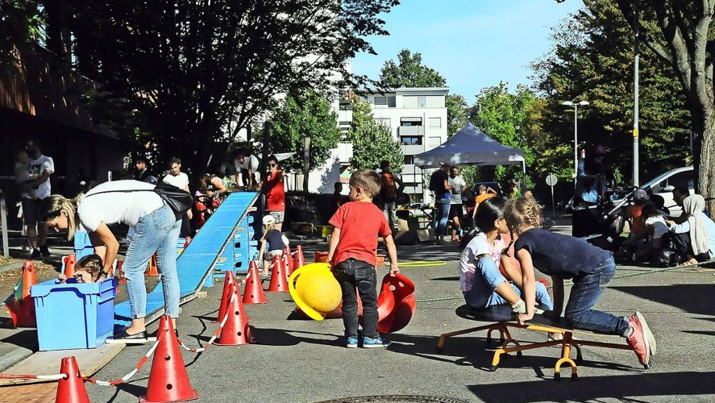 Temporäre Spielstraße in Weilimdorf: Freies Spiel für freie Kinder