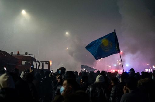 Bereits in der Nacht zum Mittwoch hatte es Ausschreitungen in Almaty gegeben. Foto: AFP/ABDUAZIZ MADYAROV