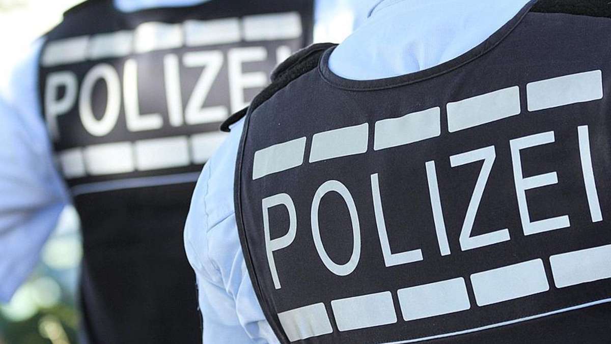 Überfall in Stuttgart: Unbekanntes Täterpaar raubt 28-Jährigen aus