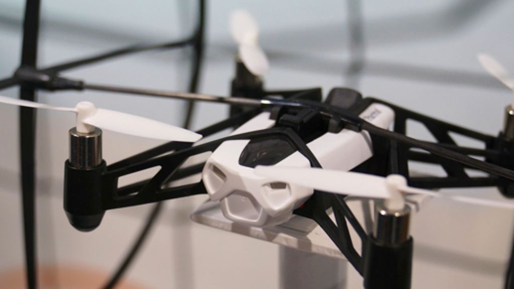 CES 2014: Parrot und andere Hersteller zeigen neue Drohnen für den Privatgebrauch