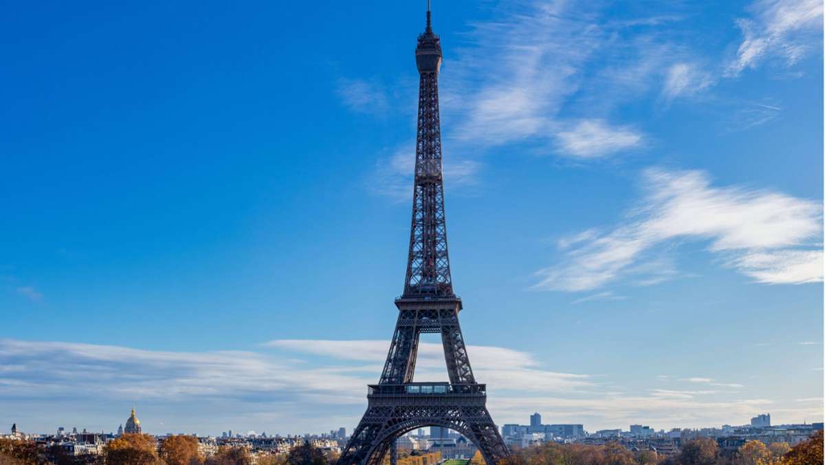 Nach monatelanger Corona-Pause: Eiffelturm hat wieder geöffnet