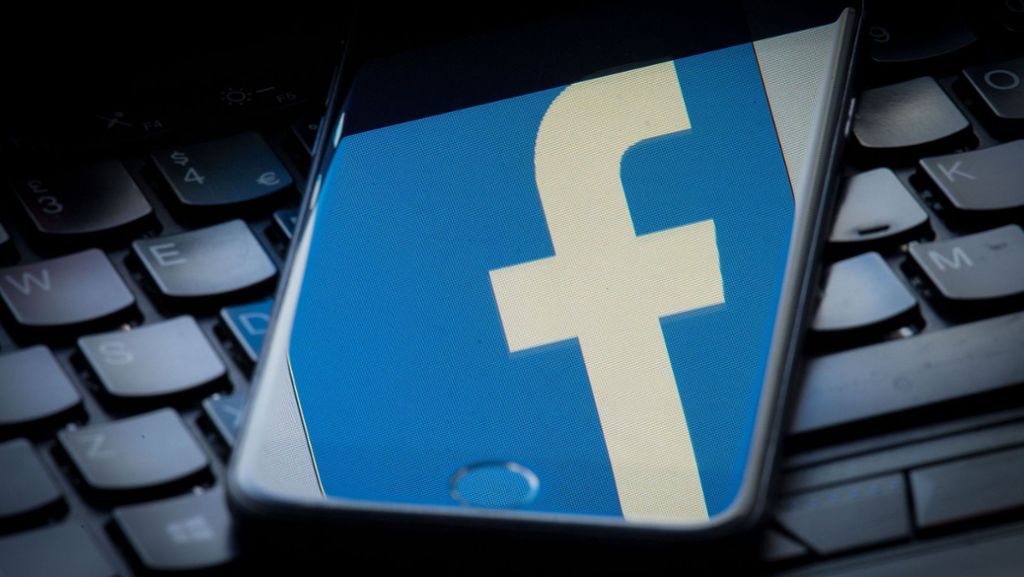 Facebook und Twitter: Netzwerke löschen erneut hunderte Propaganda-Accounts