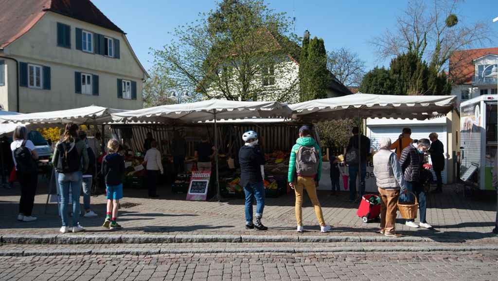 Coronakrise in Stuttgart: Zu wenig Abstand zwischen den Marktständen – Stadt reagiert