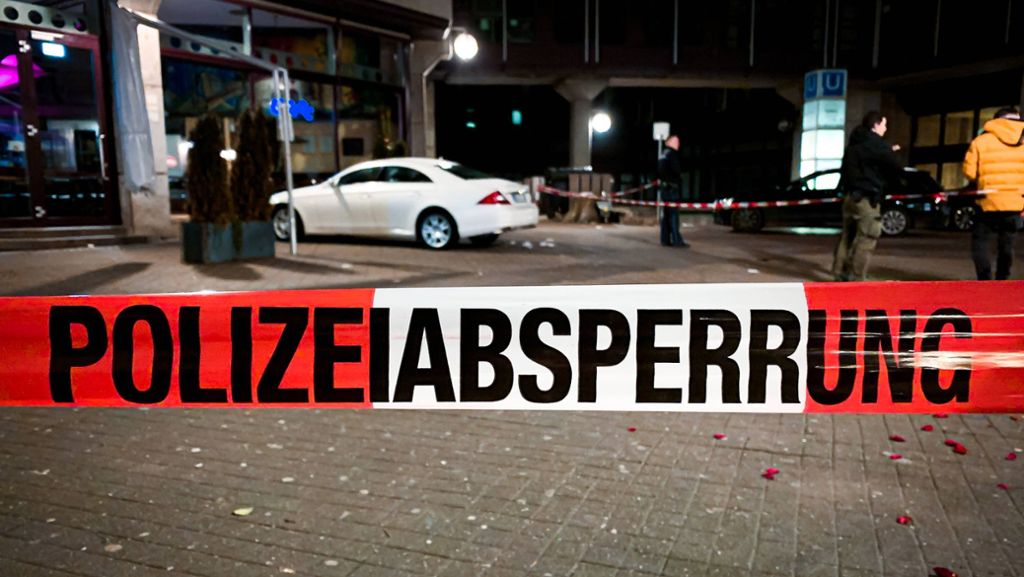 Gewalttat in Stuttgart: Wer hat den 23-Jährigen niedergestochen?