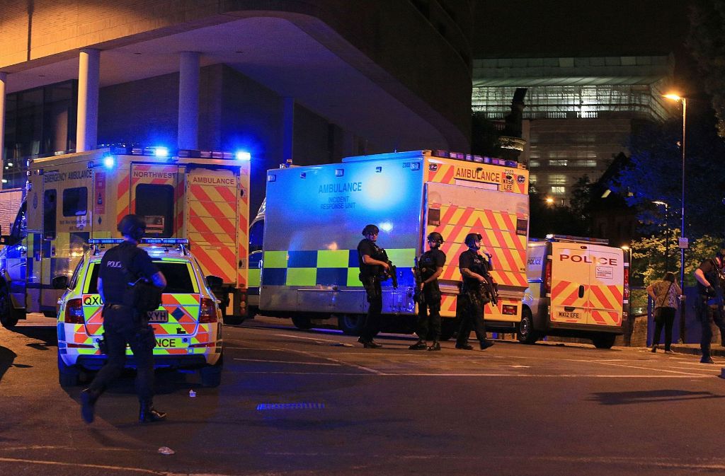 Bei einer Explosion auf einem Popkonzert in der britischen Stadt Manchester hat es am Montagabend Tote und Verletzte gegeben.