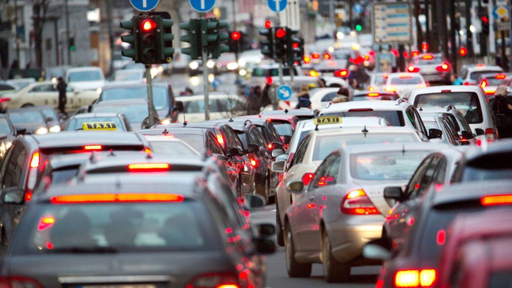 Umwelthilfe klagt erneut wegen Luftqualität: Diese Städte aus Stuttgart und Region sind betroffen