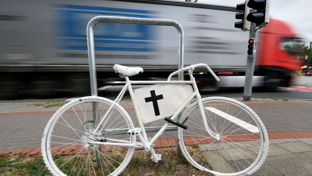 Straßenverkehr: Deutlich mehr tödliche Unfälle mit Fahrrädern