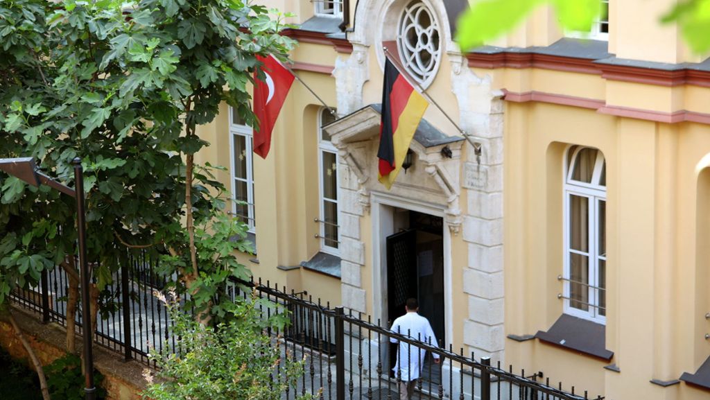 Türkische Schulen in Deutschland: Kultusministerin Eisenmann sieht Pläne kritisch