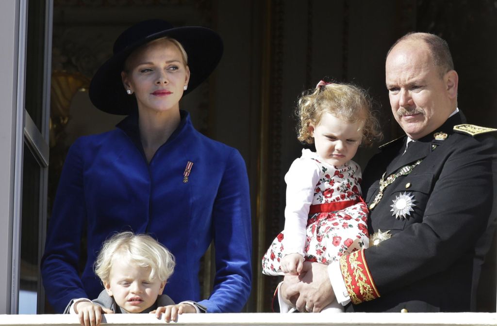 Das monegassische Zwillingspaar ist inzwischen drei Jahre alt: Prinzessin Gabriella ist zwar ganze zwei Minuten älter als ihr Bruder, ...