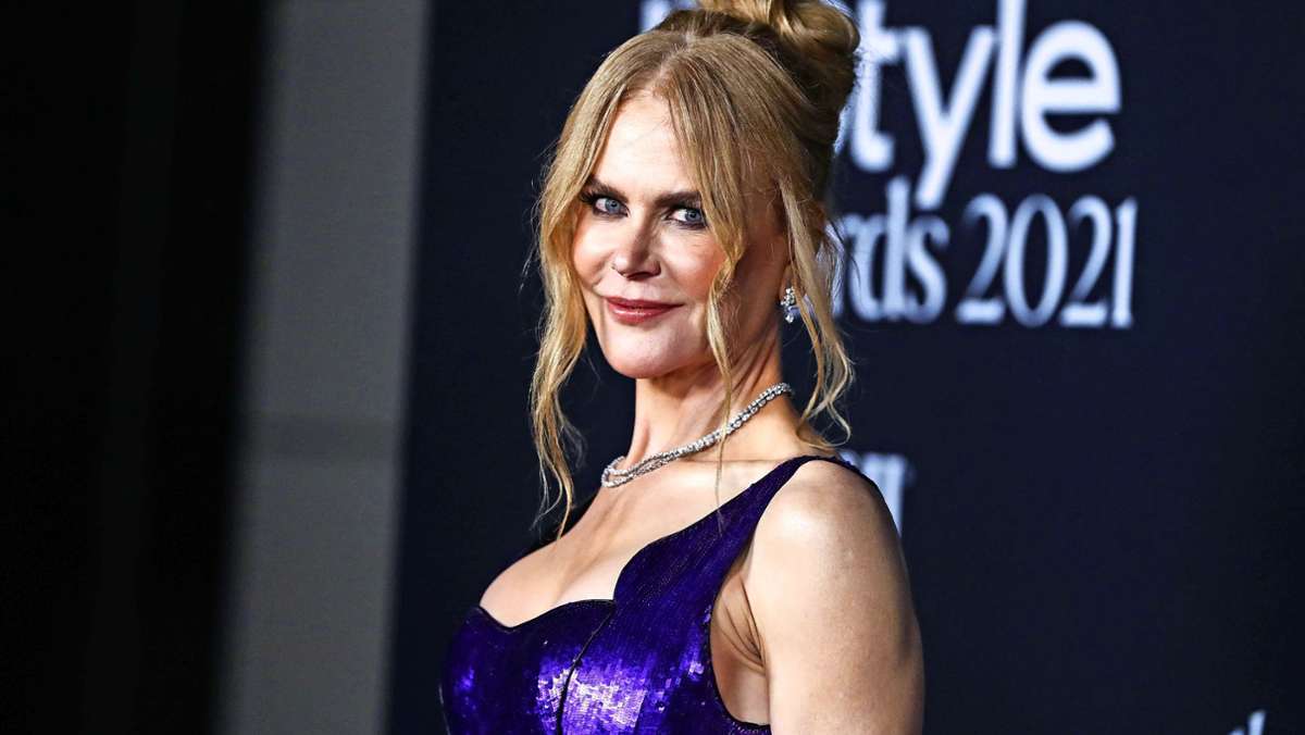  Beim Promischaulaufen bei den InStyle Awards in Los Angeles stach ein Star hervor: Nicole Kidman. Die Schauspielerin beherrscht die Kunst, immer gut und immer anders auszusehen. Eine Stilkritik. 