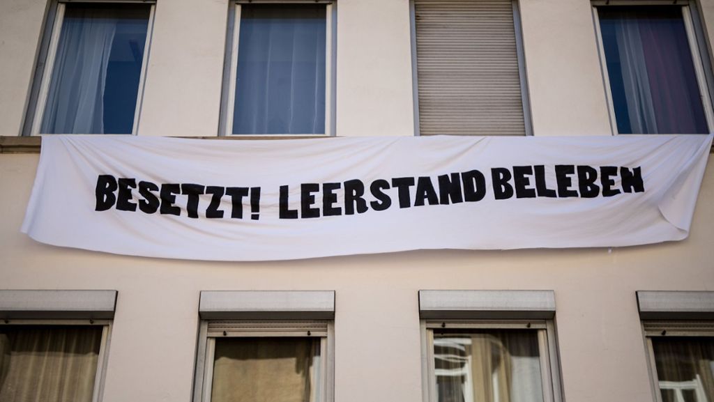 Hausbesetzung in Stuttgart-Heslach: Hausbesitzer fordern Räumung