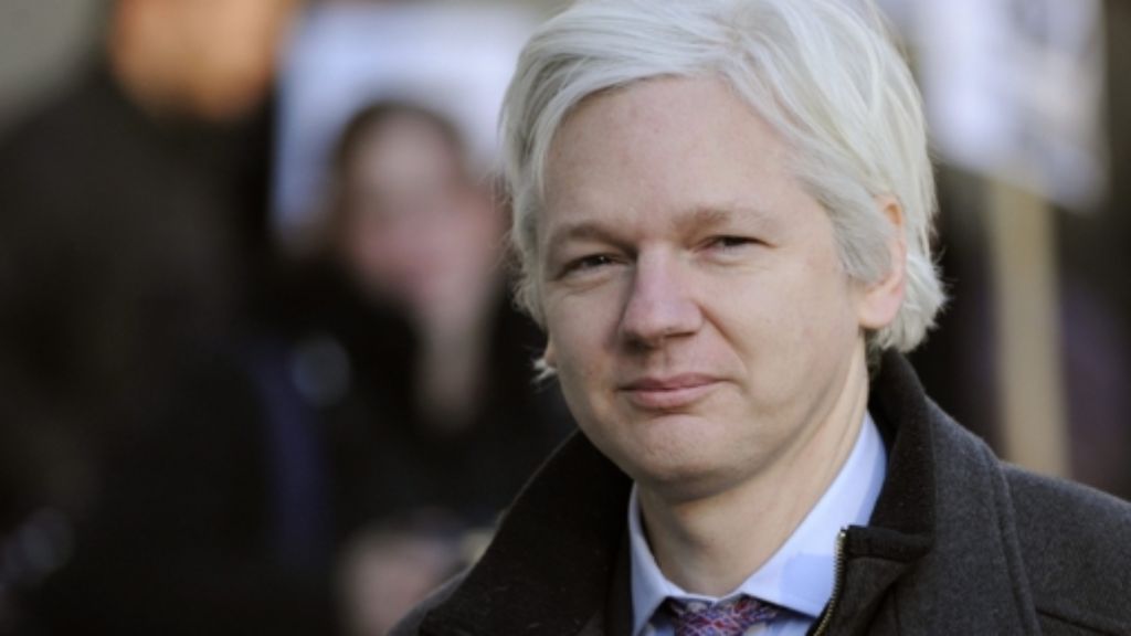 Schwedischer Haftbefehl: Assange stimmt Verhör in London zu