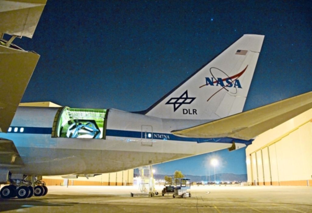 Die Mission des umgebauten Jumbo-Jets Sofia, der von Stuttgart aus koordiniert wird, ist vorerst nur bis Oktober finanziert. Foto: Nasa