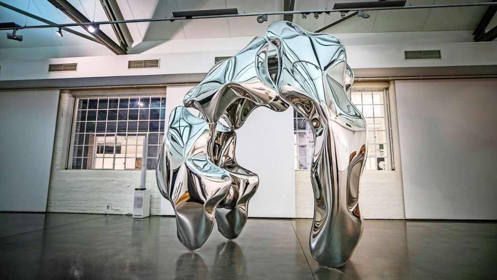 Ausstellung in  Schorndorf: Luftige Skulpturen aus geblähtem Stahl