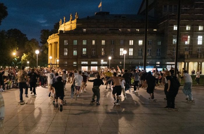 Skatecontest vor der Oper: Die Staatsoper trifft auf Stuttgarter Skate-Szene