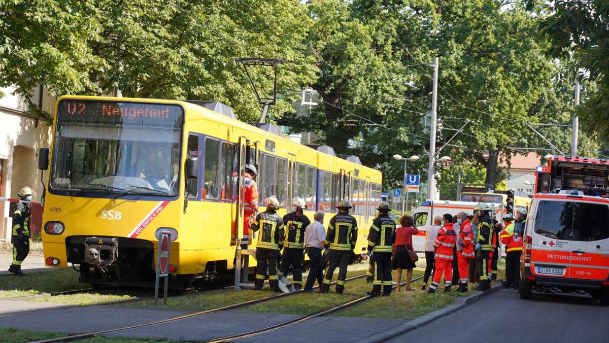 Stadtbahn-Unfall in Bad Cannstatt: 80-Jähriger von Stadtbahn überrollt und tödlich verletzt