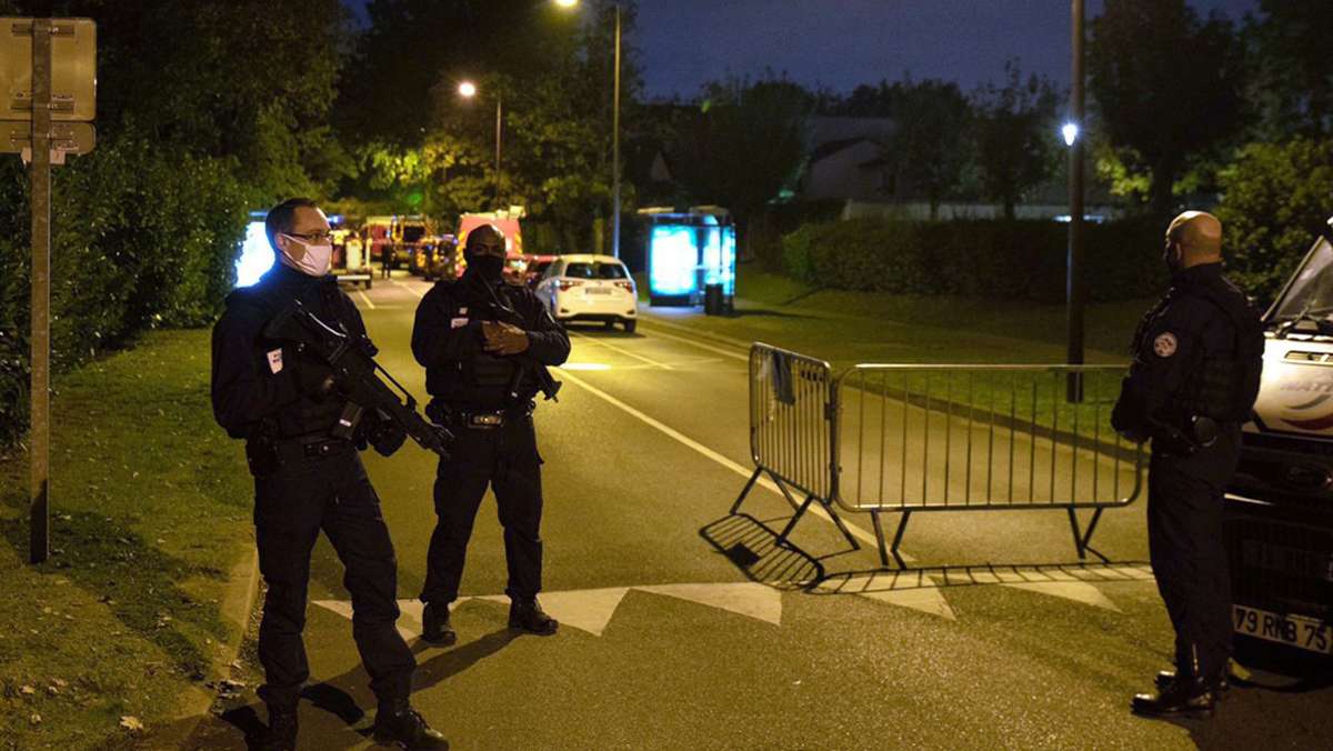 Terror in Paris: Macron geht gegen Islamisten vor