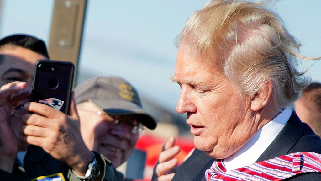 Donald Trump: Die Wahrheit über seine Haare: Trumps Tolle vom Winde verweht