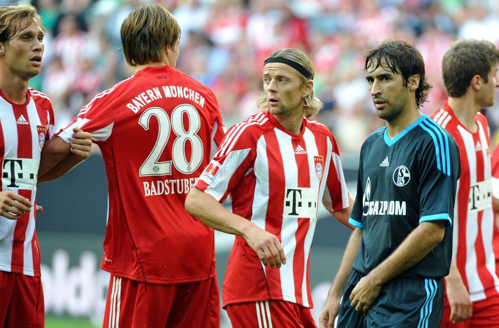 Supercup 2010: Es war die erste Supercup-Auflage seit 1996 – zwischenzeitlich gab es den Ligapokal, den der FC Bayern in sechs von zwölf Auflagen gewinnen konnte. Nach dem Aus des Ligapokals 2008 gab es zwei inoffizielle Ausrichtungen durch die beteiligten Clubs, ehe die DFL 2010 wieder den Supercup einführte. Erster Sieger war, wie könnte es anders sein, der FC Bayern München. Mit 2:0 gewann der Rekordmeister in Augsburg gegen den FC Schalke, wo auch der große Raul die Niederlage gegen die Bayern nicht verhindern konnte.