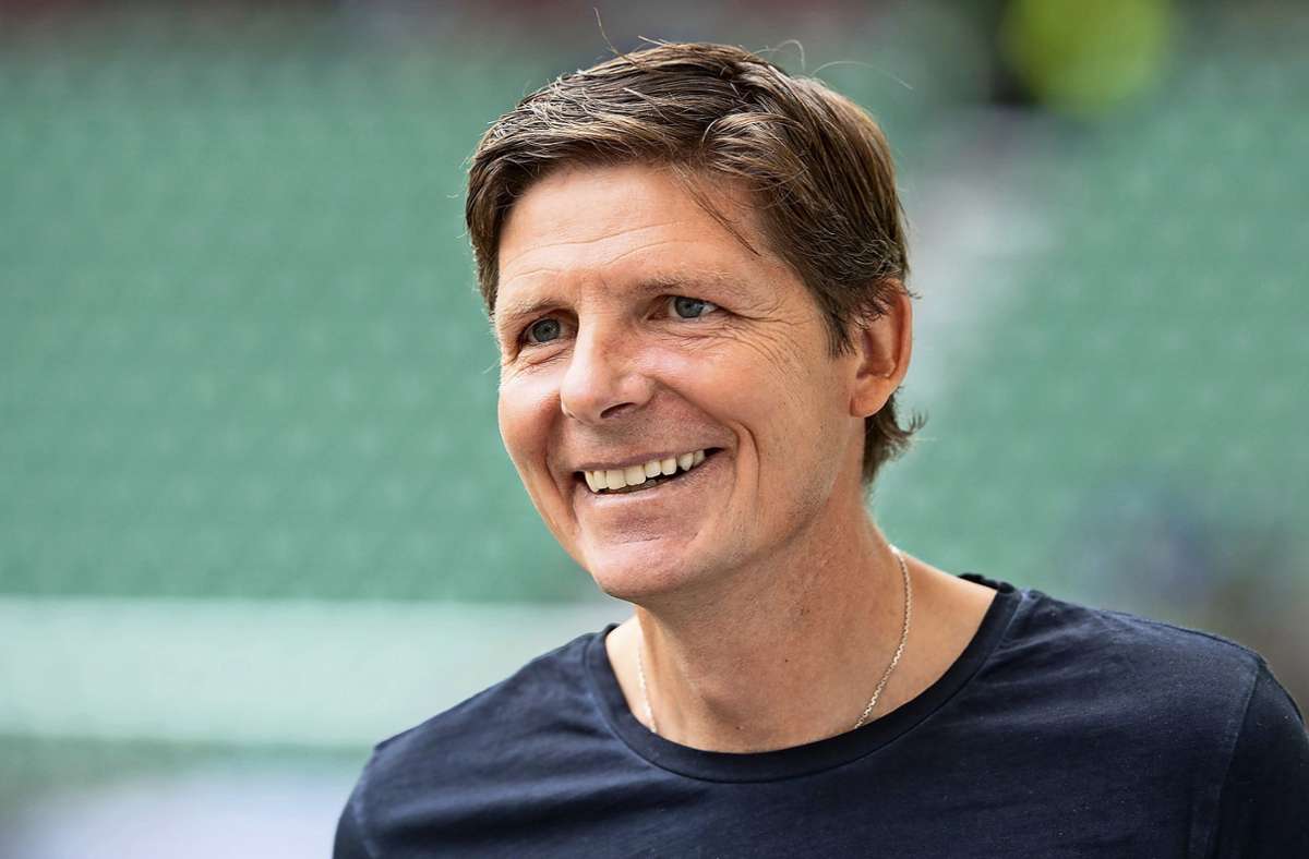Oliver Glasner steht seit einem Jahr beim VfL Wolfsburg an der Seitenlinie. In seiner ersten Spielzeit erreichte er mit den Wölfen einen durchaus respektablen siebten Tabellenplatz. Der gebürtige Salzburger ist noch bis 2022 an den VfL gebunden.