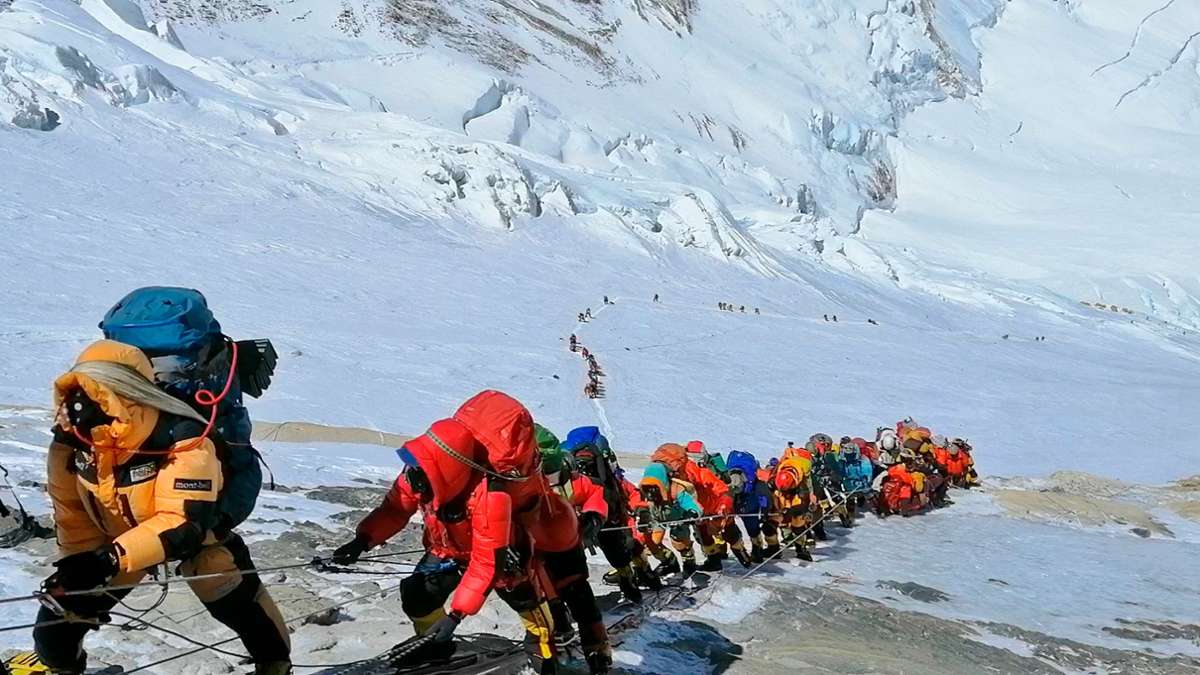 Bergsteigen: Mount Everest: Tracking-Gerät ist bald Pflicht