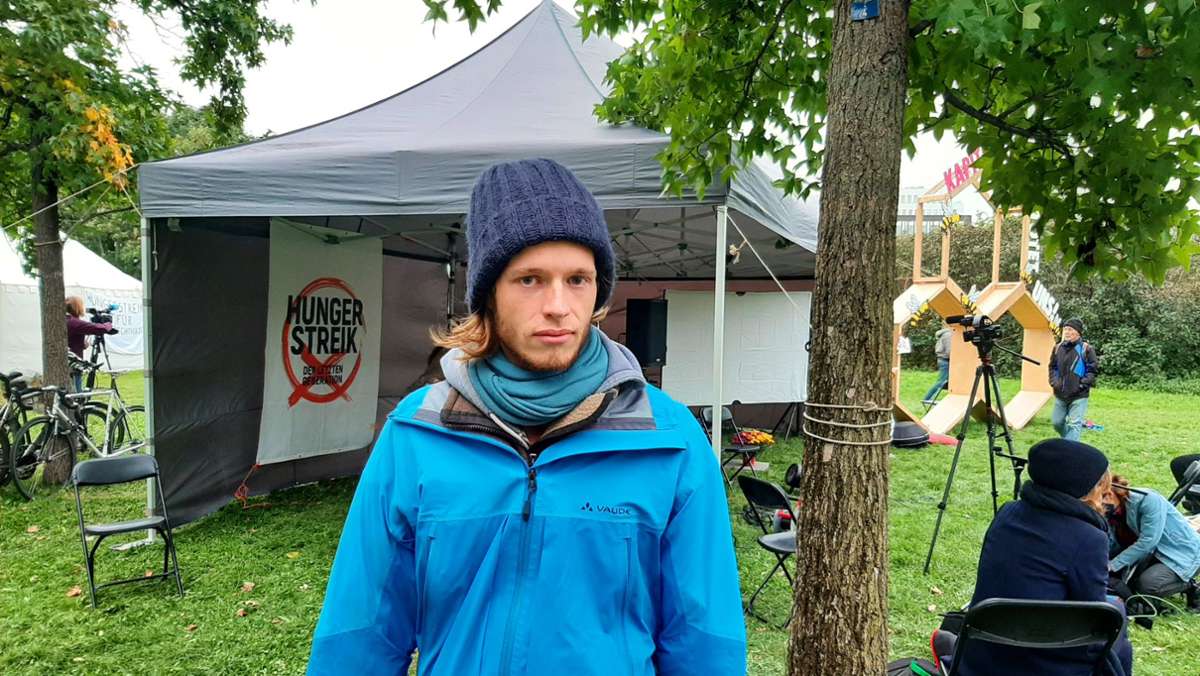 Protestaktion  in Berlin: Stuttgarter Klimaaktivist spricht über seinen Ausstieg aus dem Hungerstreik