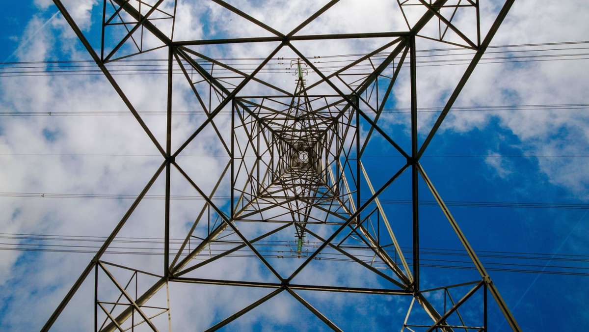 Höhere Stromrechnungen: Hampelmänner machen – Empörung über Energiespartipps britischer Firma