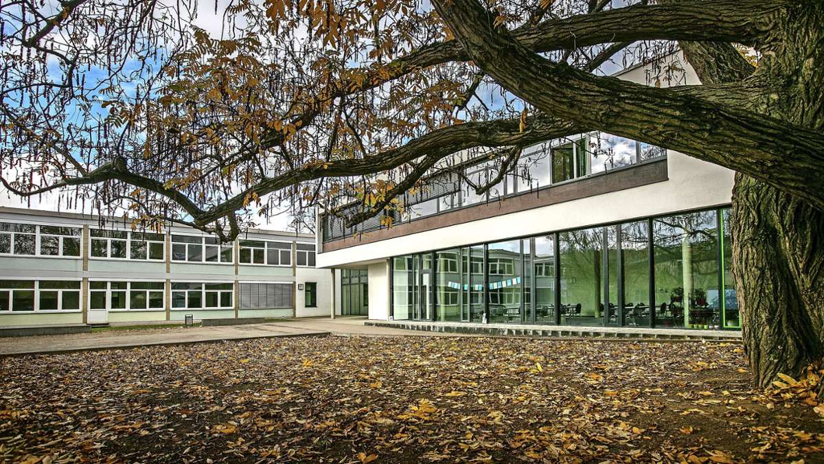 Investition in die Esslinger  Schullandschaft: Realschule in der Pliensauvorstadt bekommt Erweiterungsbau