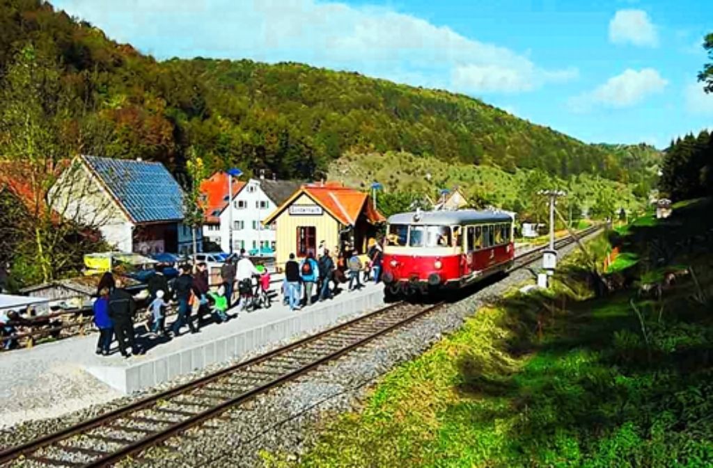 Auch die  Schiene in  Sondernach gehört der  Enag Foto: schwaebische-alb-bahn