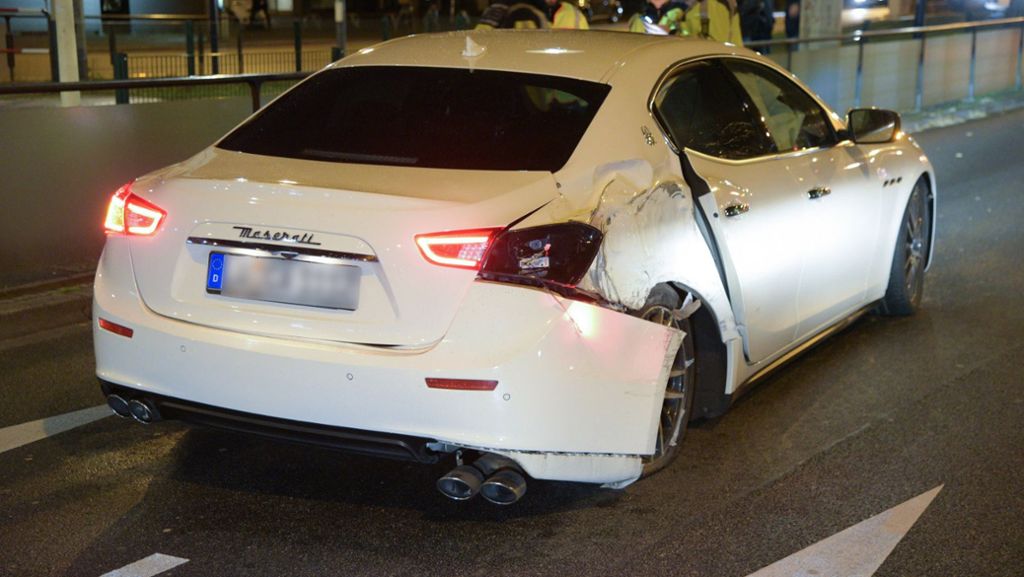 Mannheim: Fahranfänger baut mit geliehenem Maserati Unfall
