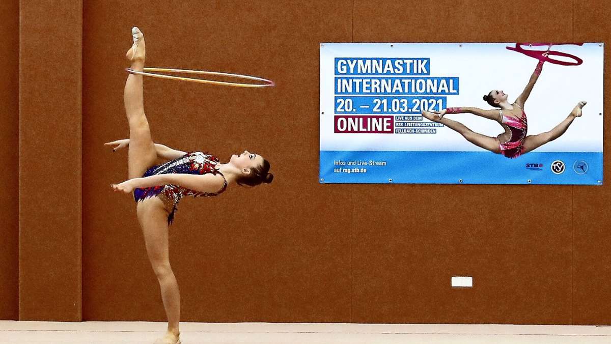 Sportgymnastik: Ein etwas anderes Turnier, das jede Mühe wert ist: Zwei Russinnen davor  und fünf dahinter