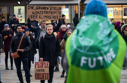 Protestaktion auf dem Stuttgarter Marktplatz mit gut 150 Teilnehmern. Foto: Lichtgut/Max Kovalenko