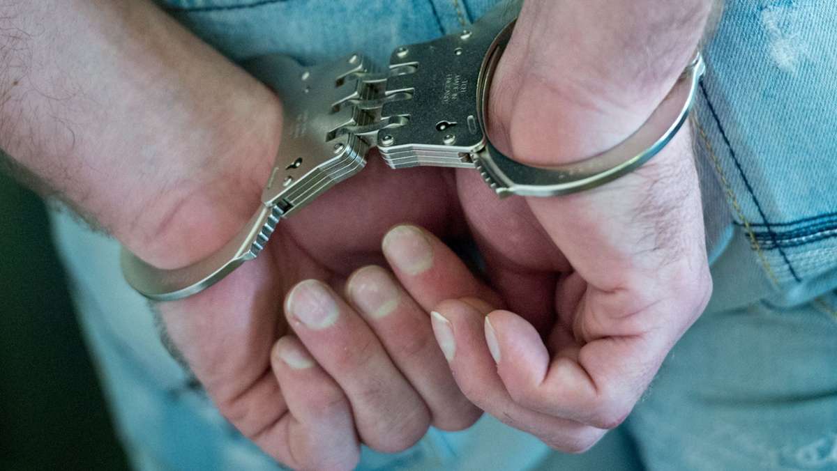 Wohnungsdurchsuchung in Mühlhausen: Polizei nimmt mutmaßlichen Drogendealer fest