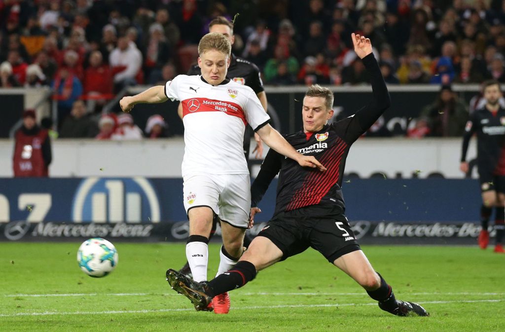 Im Mittelfeld bringt Santiago Ascacibar Aggressivität ins VfB-Spiel.