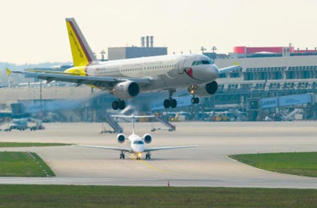 Der Stuttgarter Flughafen hat sich vom Krisenjahr 2009 gut erholt. Foto: dpa