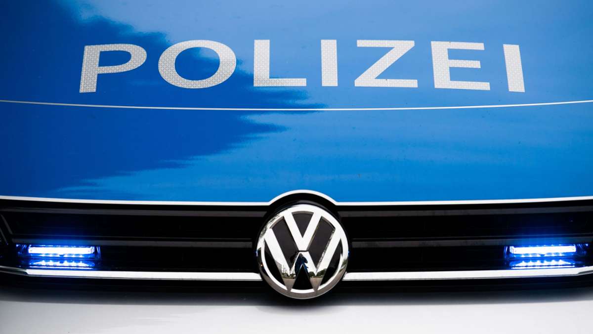 Streit in Ludwigsburg: 33-Jähriger rammt Auto seiner Ehefrau