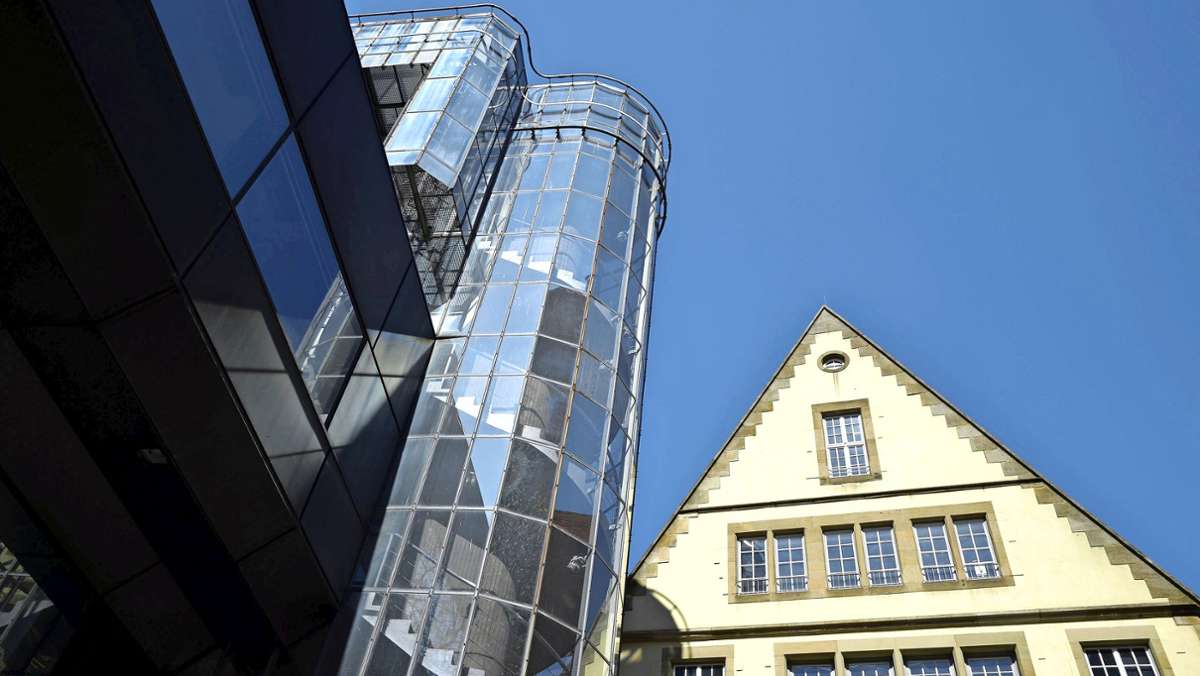  Das Wittwer-Gebäude, die Calwer Passage, die Breuninger-Kuppel: Mit prominenten Bauten wie diesen hat der Architekt Hans Kammerer (1922-2000) Stuttgart geprägt. Zum hundertsten Geburtstag rückt eine informative Ausstellung sein Werk in den Fokus. 