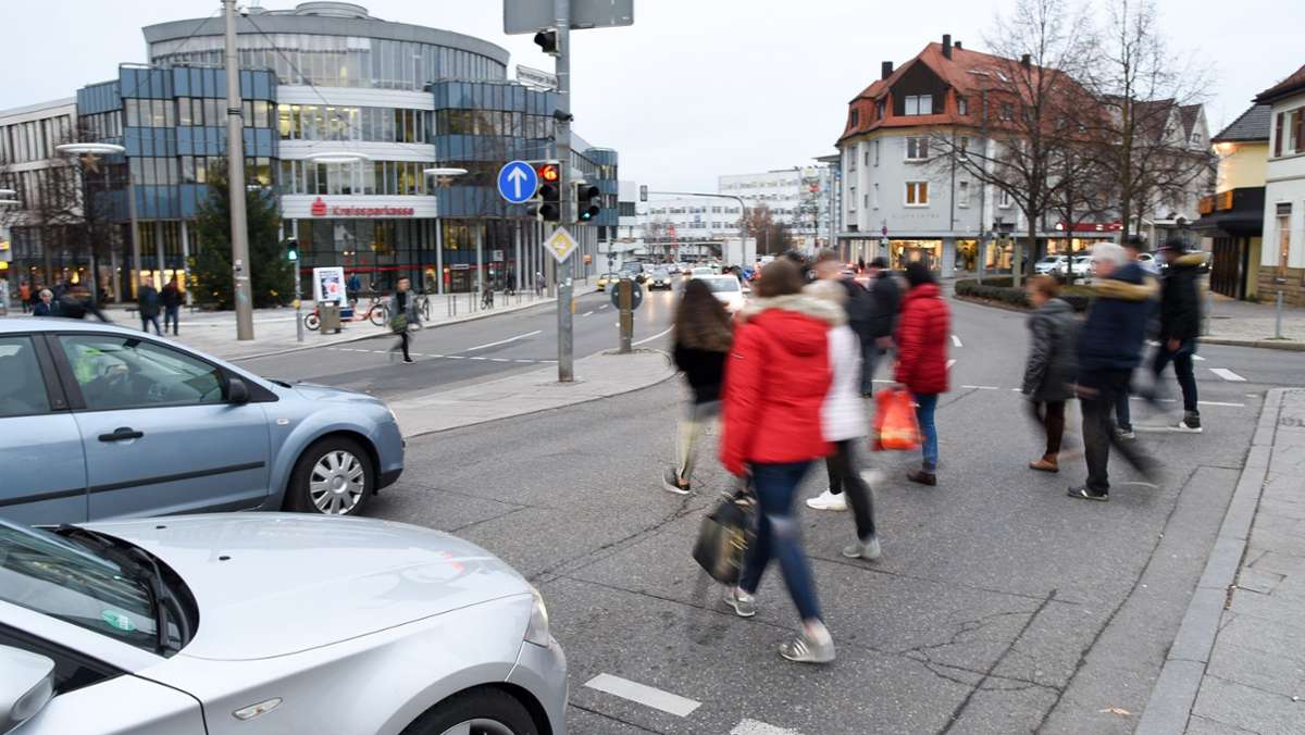 Böblinger Innenstadt: Neue Schilder für Fußgänger