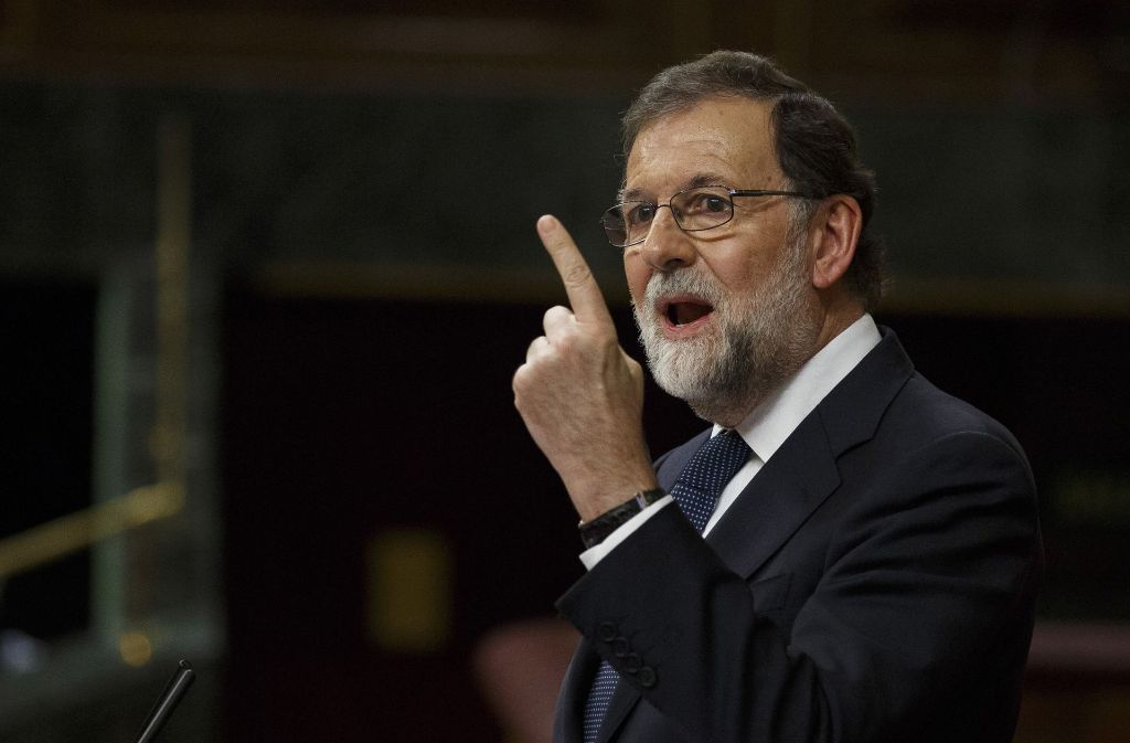 Präsident Mariano Rajoy setzt die katalanische Regionalregierung unter Druck. Unterstützung bekommt er  in der Sache von den oppositionellen Sozialisten Foto: Getty Images Europe