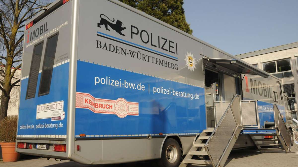 Für ein sicheres Zuhause: Info-Truck der Polizei tourt durch den  Kreis Böblingen