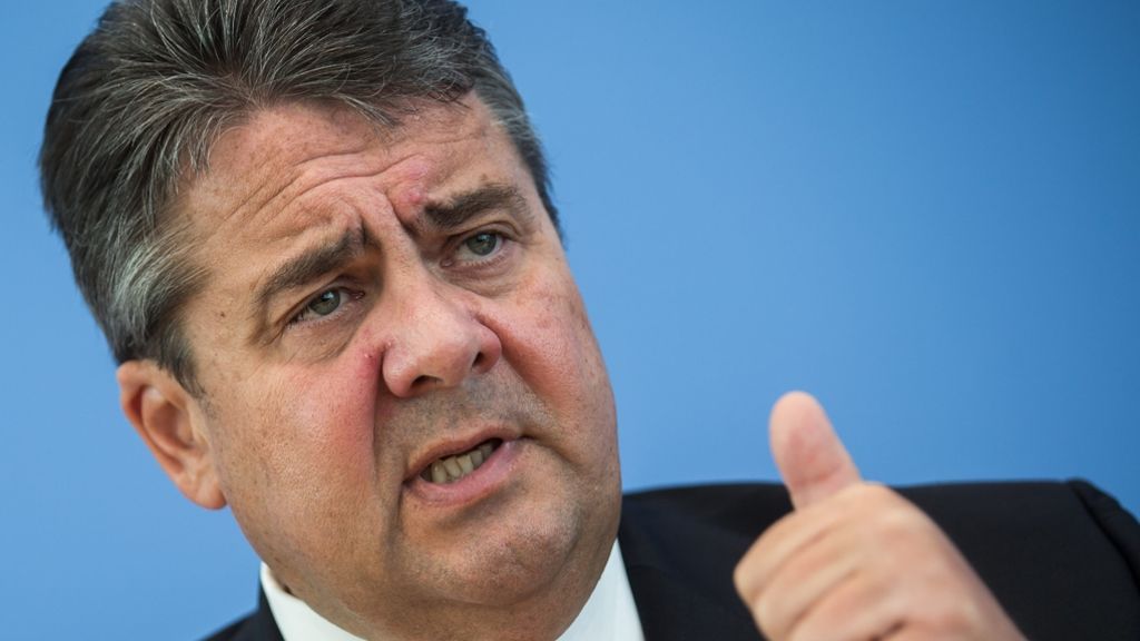 Der SPD-Chef und die Rechten: Warum Gabriel den Mittelfinger zeigt