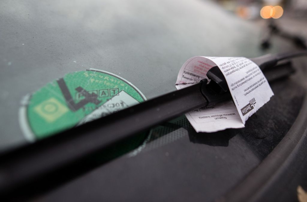 Der Bundesgerichtshof hat ein Urteil zu Falschparkern auf Privatparkplätzen gefällt. Foto: dpa/Sebastian Gollnow
